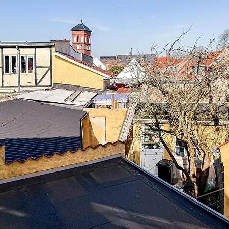 Traumhaftes Haus Mit 4 Schlafzimmern In Ferienhaus